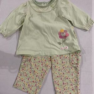Carters vintage matching set. Green long sleeve shirt with floral cargo pants 9M